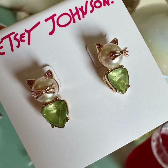 Betsey Johnson Cat stud earrings New - Picture 8 of 8
